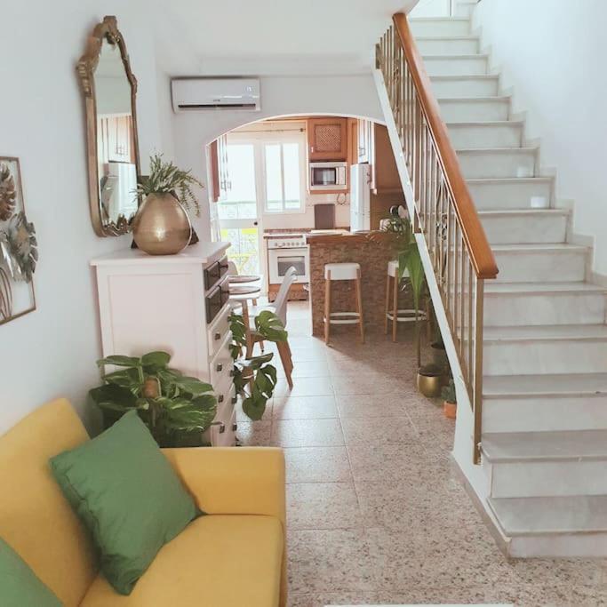 Soleada Casa En Nerja Villa Luaran gambar