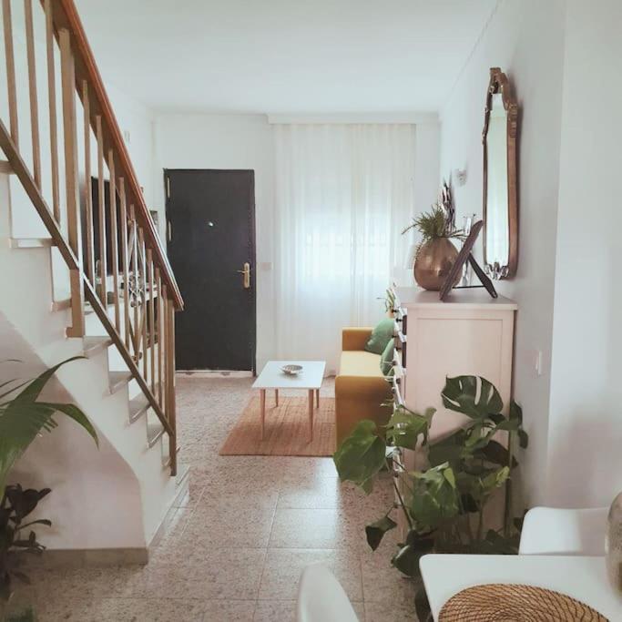 Soleada Casa En Nerja Villa Luaran gambar